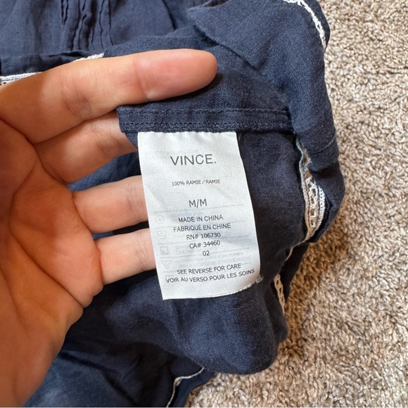 VINCE Navy Lace Insert Ramie Shell Tank size M - Picture 5 of 6